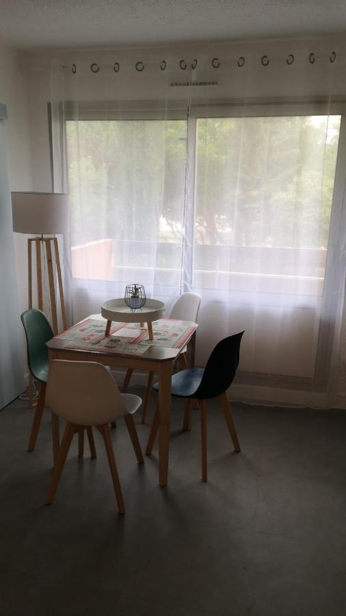 La Desirade Avec Parking- Port - Wifi Couchage En 160 Neuf Apartment Agde Exterior photo